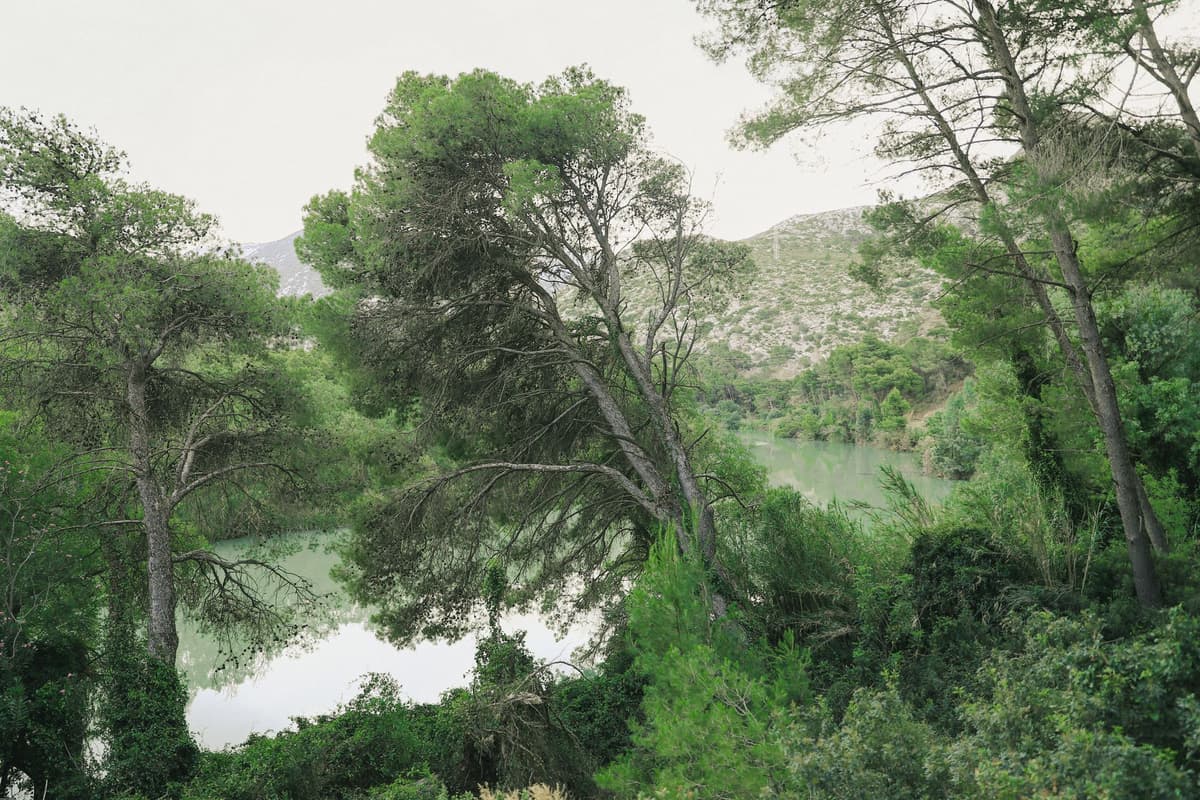 Lac turquoise d'El Chorro, province de Malaga